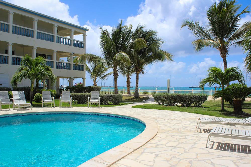 Beachfront Condo for Sale, Simpson Bay Beach, Real