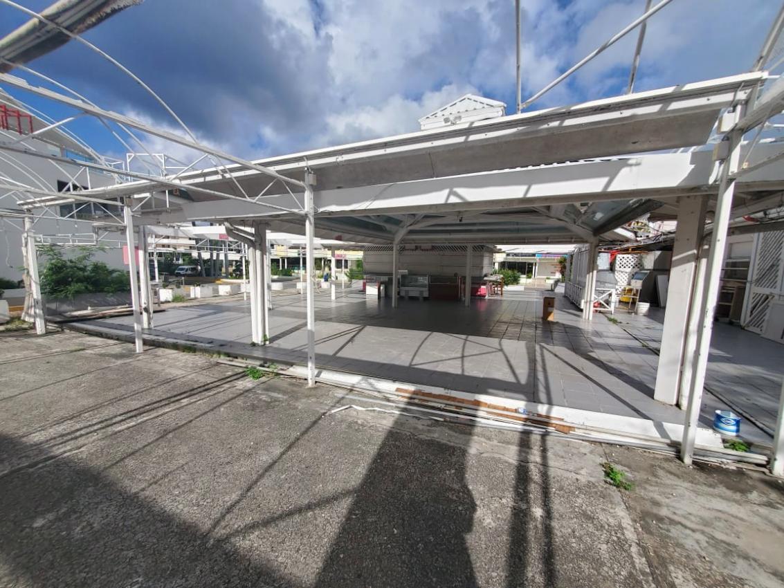 SXM Maho for sale BIG Commercial Space, former famous Cheri's Cafe