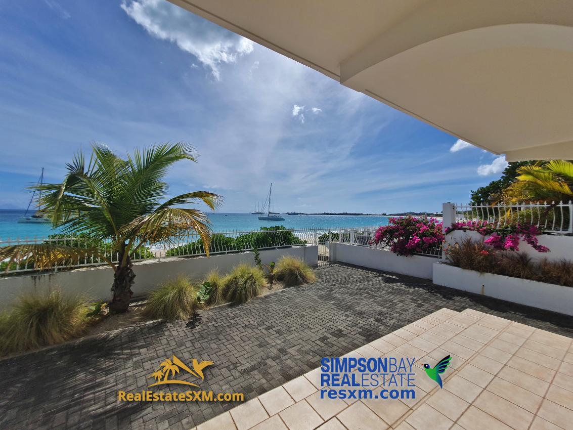 St Maarten beachfront villa for sale, amazing 3 bedroom