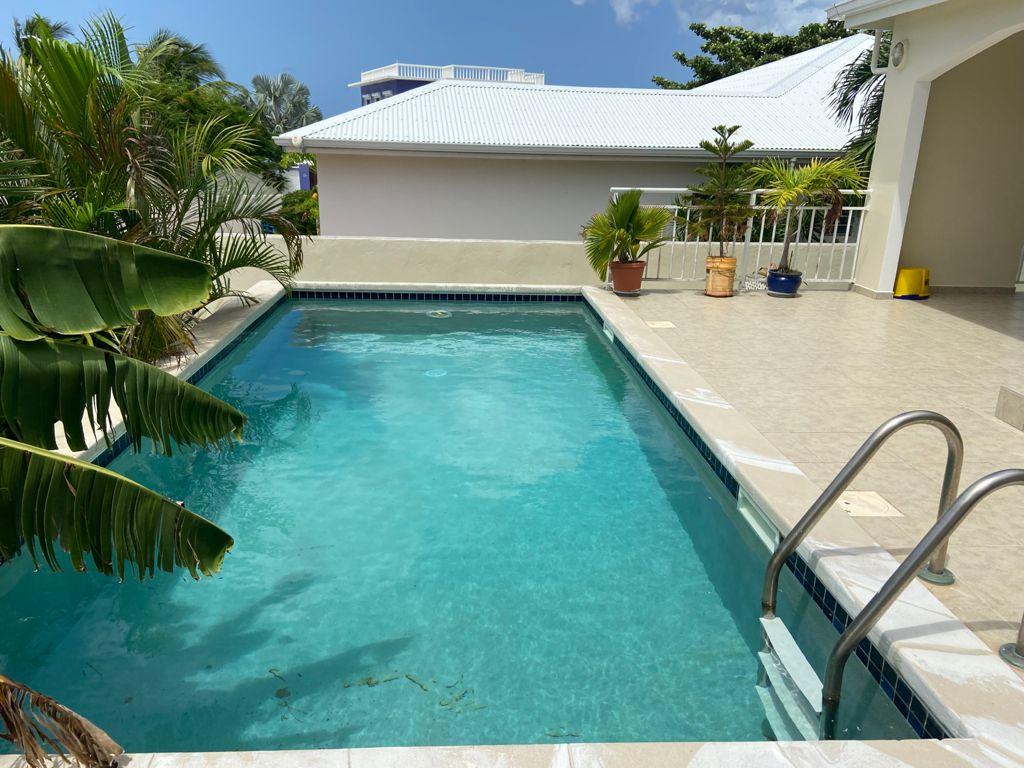St Maarten house for rent, 4 bedrooms villa in Beacon