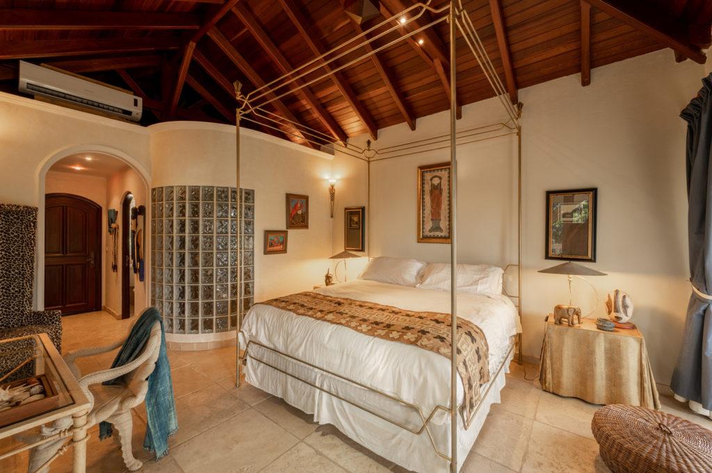 St Martin property for sale: Villa D ‘Art Terres Basses, Luxurious Real Estate 