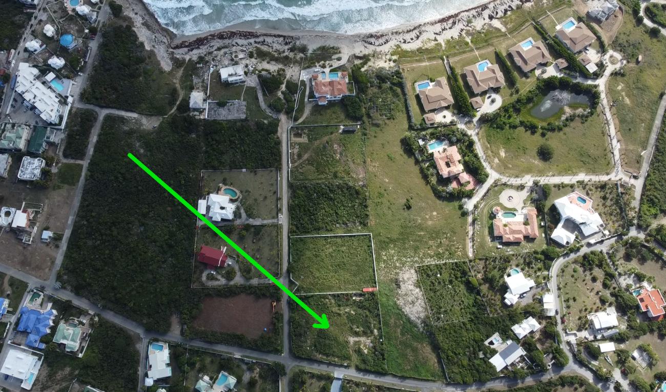 Very big flat Land For Sale close to the beach in St Maarten, Guana Bay, Caribbean. 4430m2 