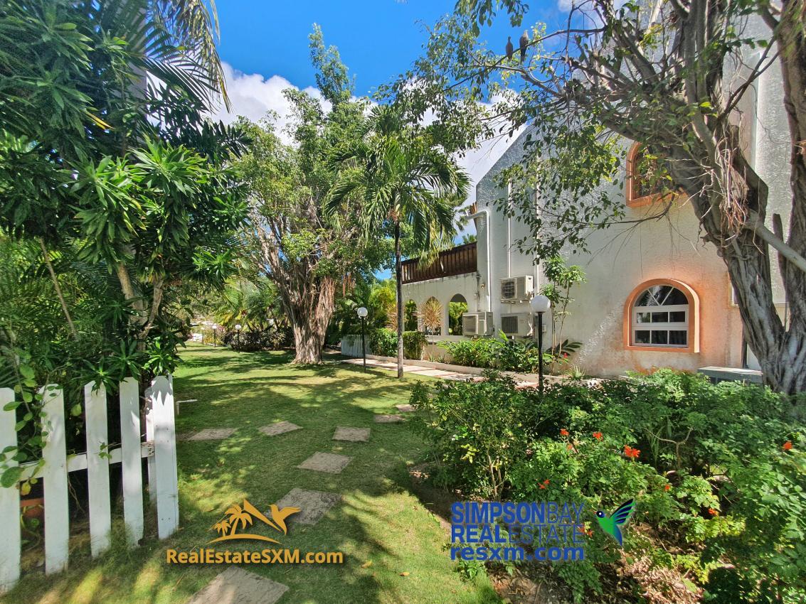 St Maarten condo for sale Simpson Bay Yacht Club,
