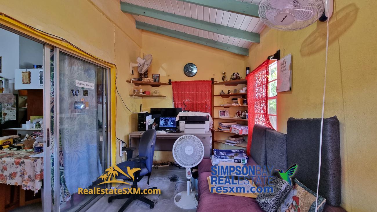 3-bedrooms standalone family house for sale in Sint Maarten, South Reward Fixer Upper [exclusive]