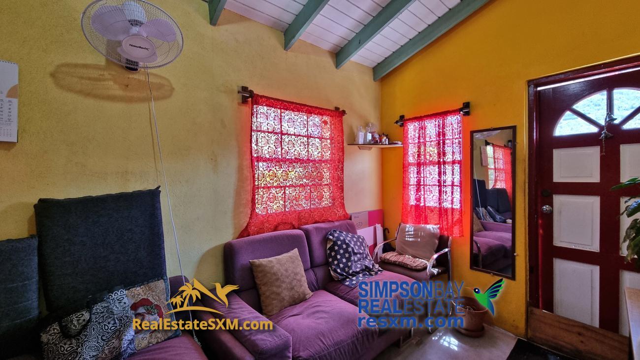 3-bedrooms standalone family house for sale in Sint Maarten, South Reward Fixer Upper [exclusive]