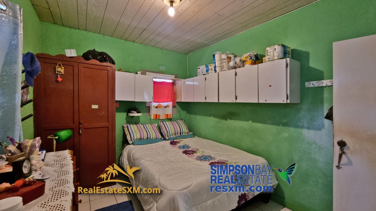 3-bedrooms standalone family house for sale in Sint Maarten, South Reward Fixer Upper [exclusive]