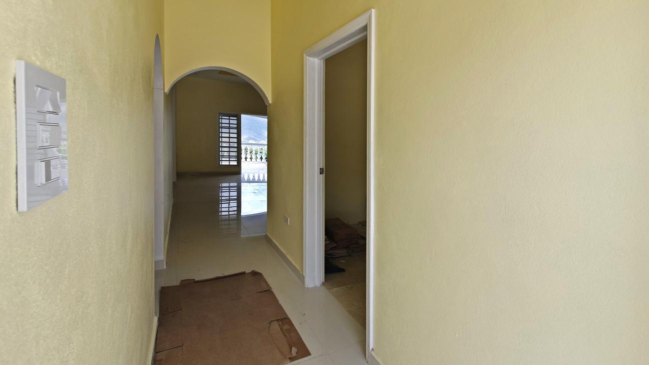 SXM apartment for rent Blue Mountain Estate very large 3 bedrooms brand NEW semi furnished
