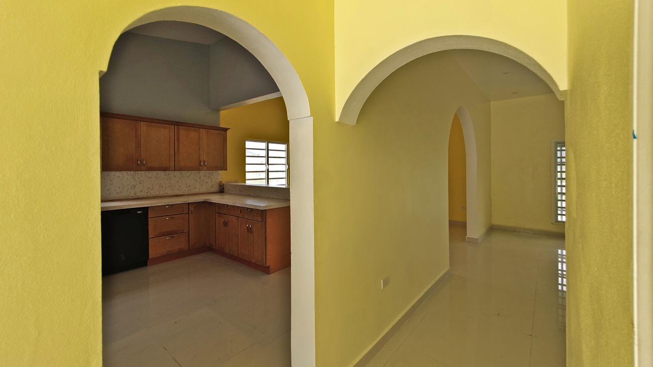 SXM apartment for rent Blue Mountain Estate very large 3 bedrooms brand NEW semi furnished