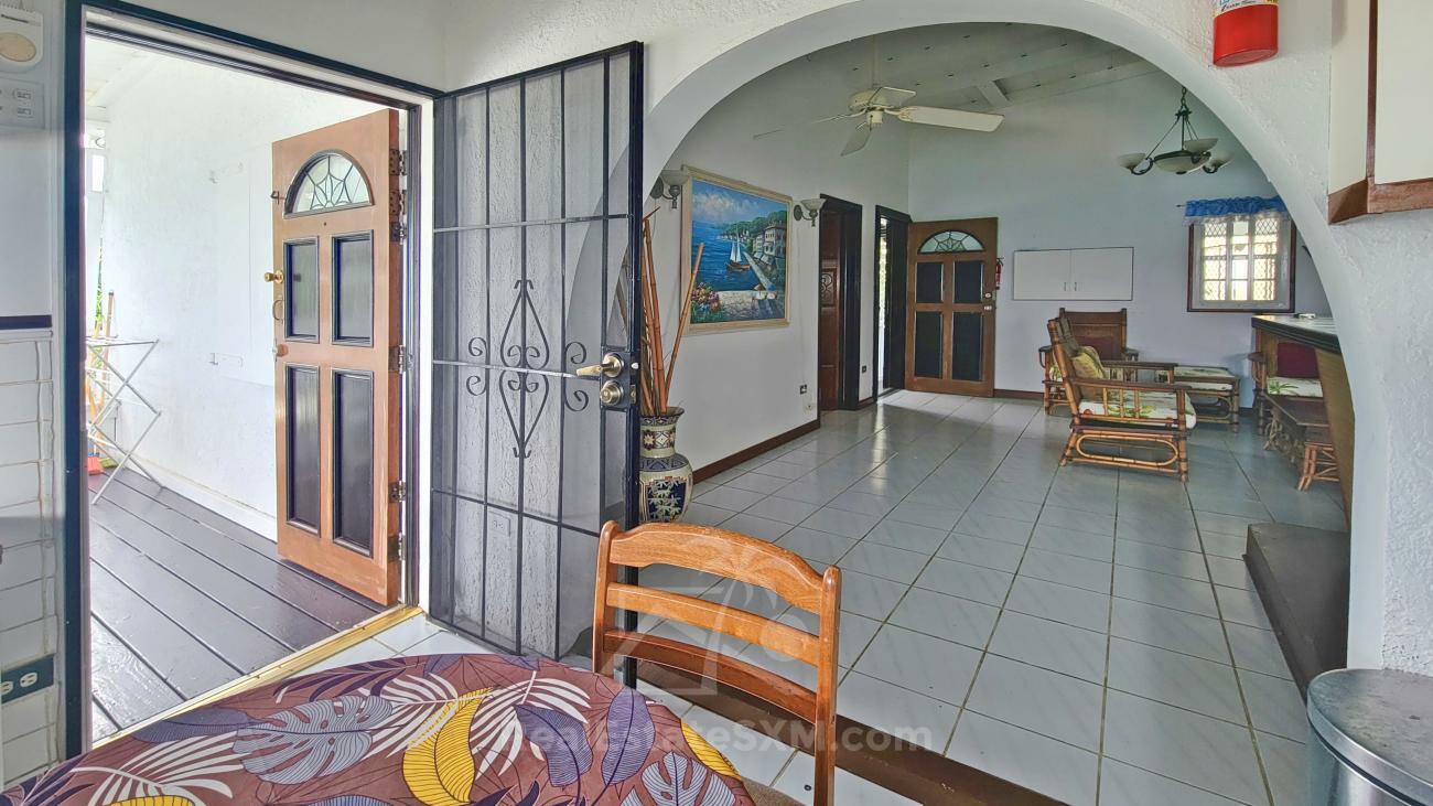 St Maarten unique house for sale in Belair 6-bedrooms, amazing views, great rental potential