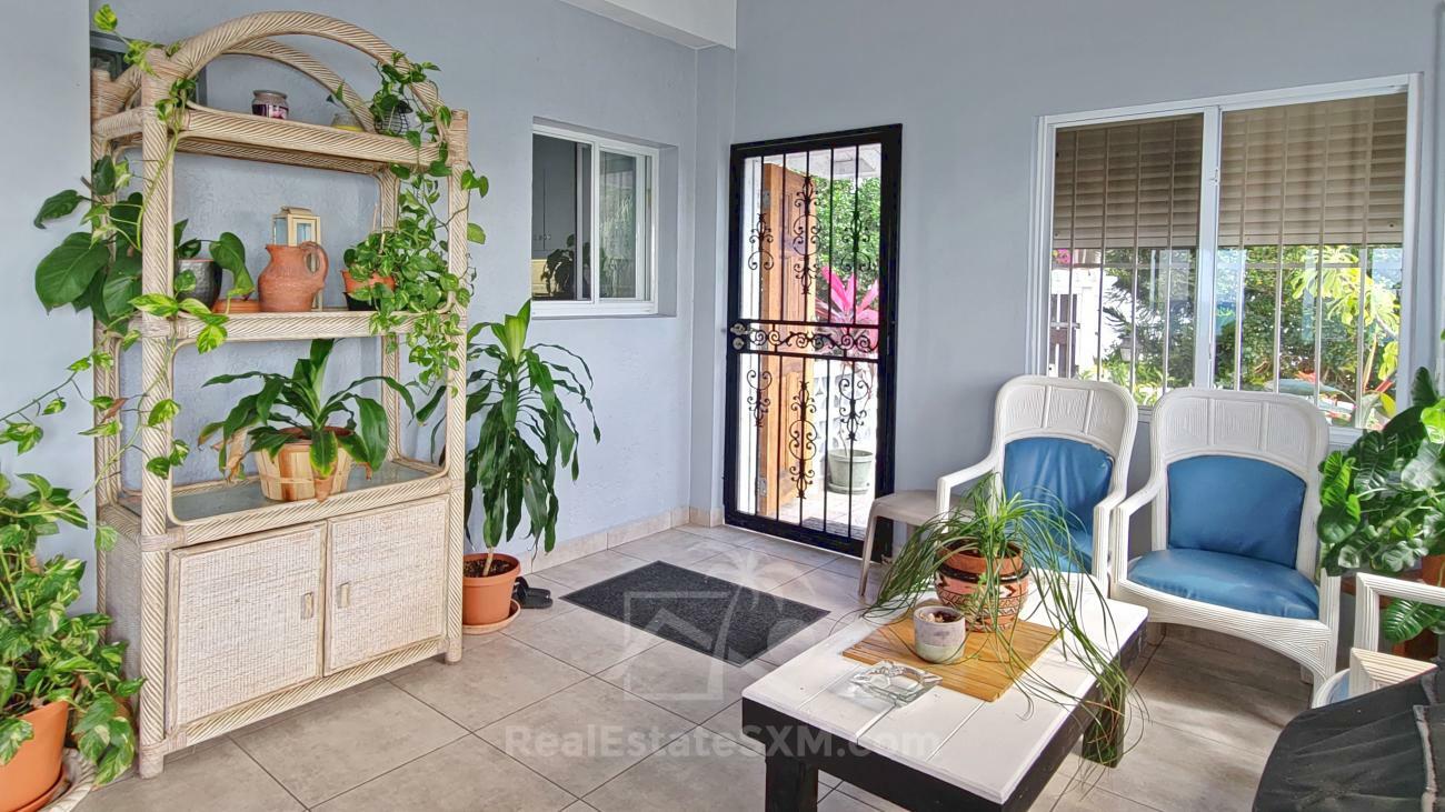St Maarten unique house for sale in Belair 6-bedrooms, amazing views, great rental potential