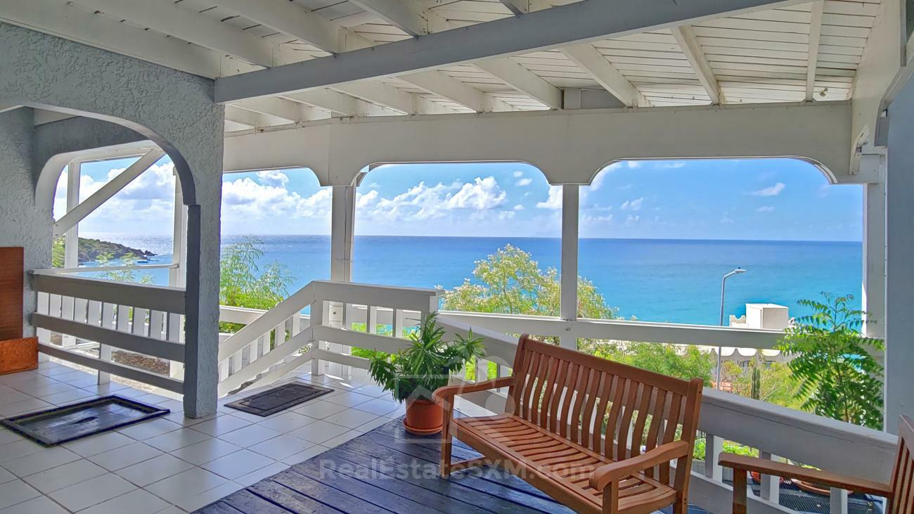 St Maarten unique house for sale in Belair 6-bedrooms, amazing views, great rental potential