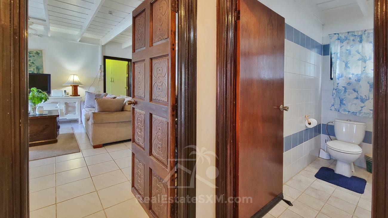 St Maarten unique house for sale in Belair 6-bedrooms, amazing views, great rental potential