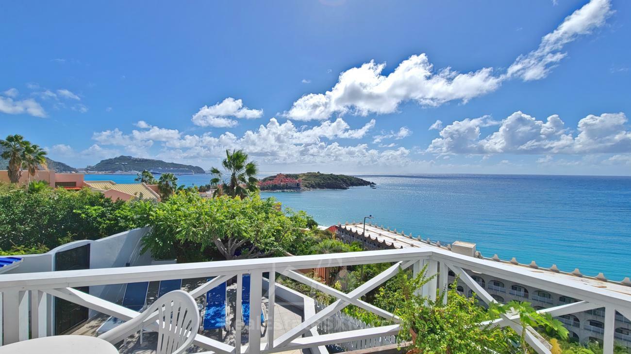 St Maarten unique house for sale in Belair 6-bedrooms, amazing views, great rental potential