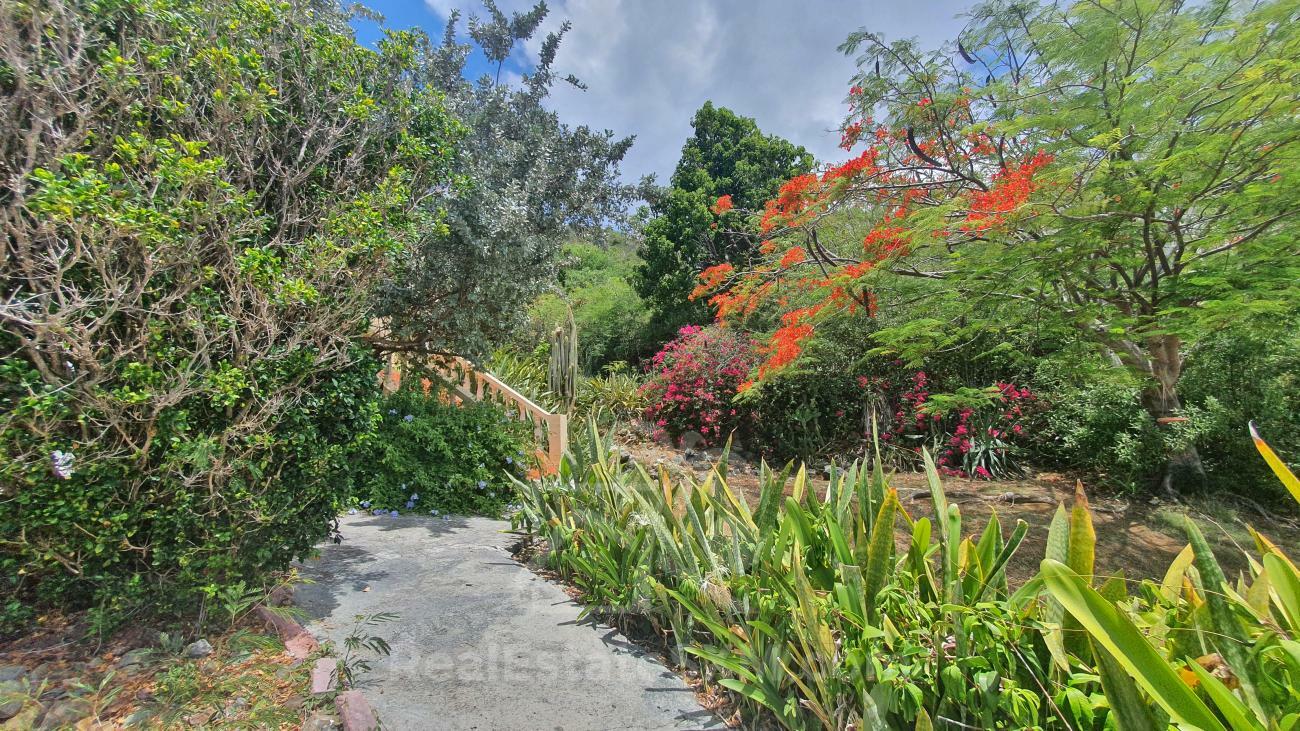 House for sale in St Maarten Guana Bay. Amazing ocean views. 3-levels, extra room PRICE DROP! No HOA