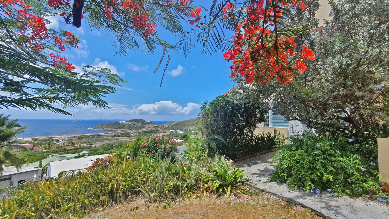 House for sale in St Maarten Guana Bay. Amazing ocean views. 3-levels, extra room PRICE DROP! No HOA