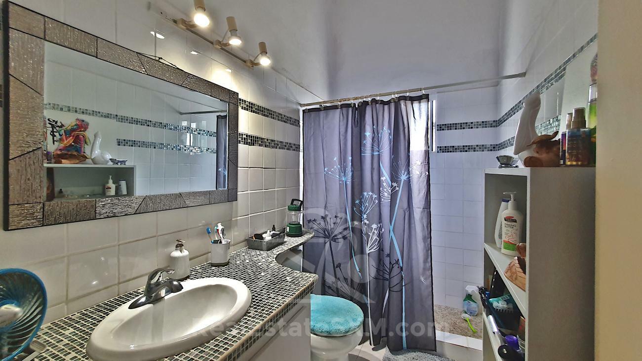 House for sale in St Maarten Guana Bay. Amazing ocean views. 3-levels, extra room PRICE DROP! No HOA