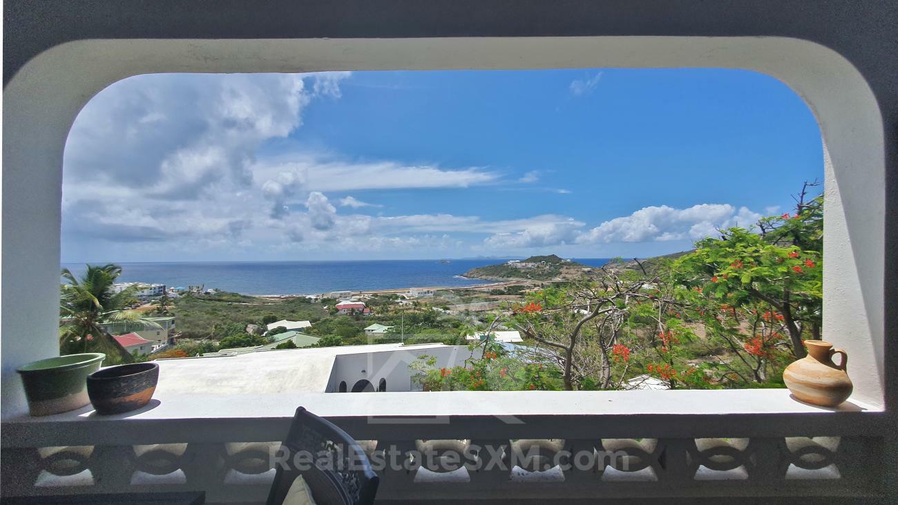 House for sale in St Maarten Guana Bay. Amazing ocean views. 3-levels, extra room PRICE DROP! No HOA