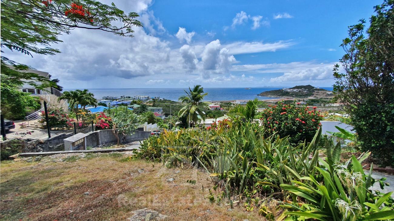 House for sale in St Maarten Guana Bay. Amazing ocean views. 3-levels, extra room PRICE DROP! No HOA