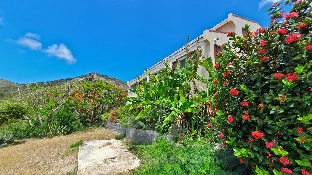 House for sale in St Maarten Guana Bay. Amazing ocean views. 3-levels, extra room PRICE DROP! No HOA