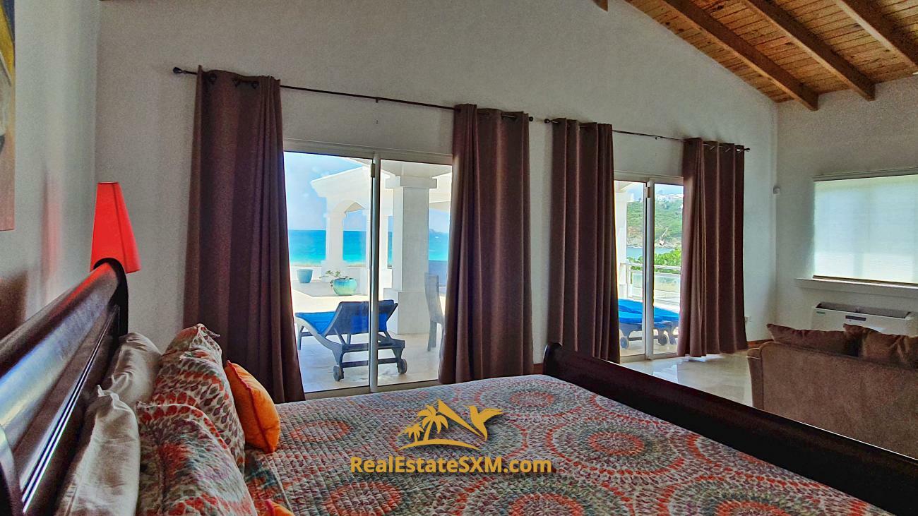 St Maarten beachfront villa for sale in Guana Bay, Casa Sunshine, 10 bedrooms, unique property