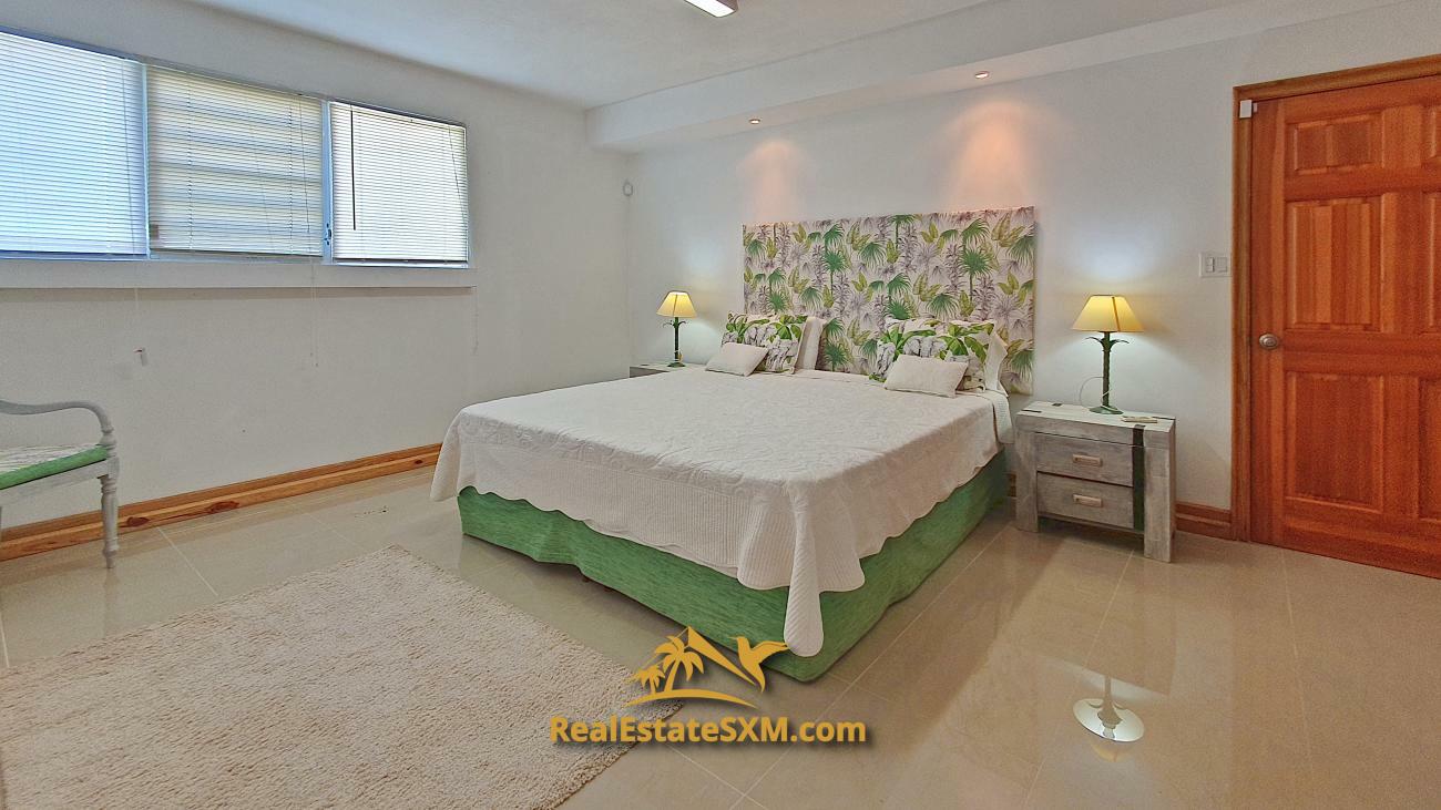 St Maarten beachfront villa for sale in Guana Bay, Casa Sunshine, 10 bedrooms, unique property