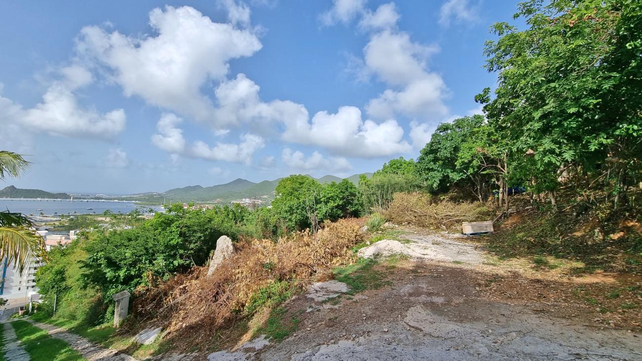 St Maarten Land for sale in Simpson Bay.