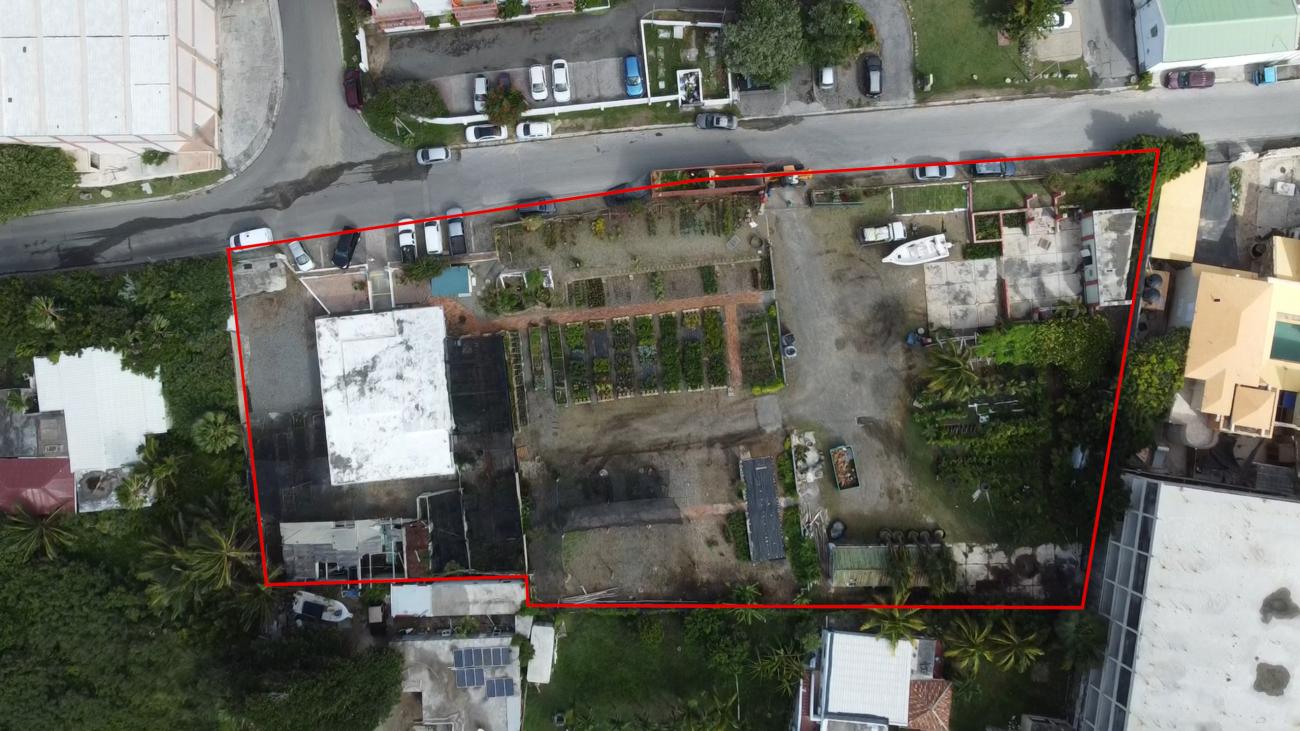 Big flat land for sale in St Maarten. 3 lots of total 4,130sqm in Point Blanche