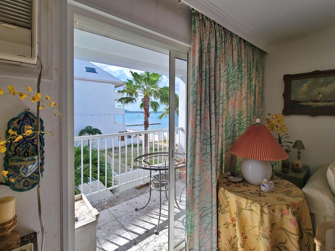 Condo for sale St Martin, Marigot. Large studio with