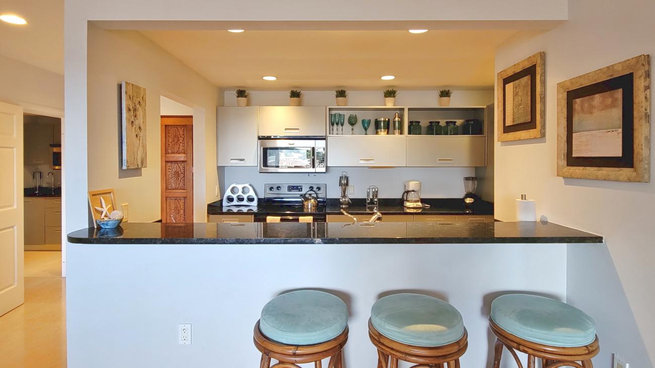 Condo for sale in SXM, modern 2 bedrooms with amazing views in Princess Heights awarded hotel