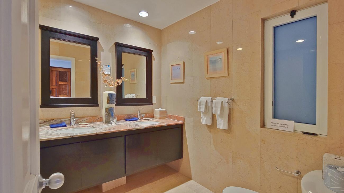 Condo for sale in SXM, modern 2 bedrooms with amazing views in Princess Heights awarded hotel