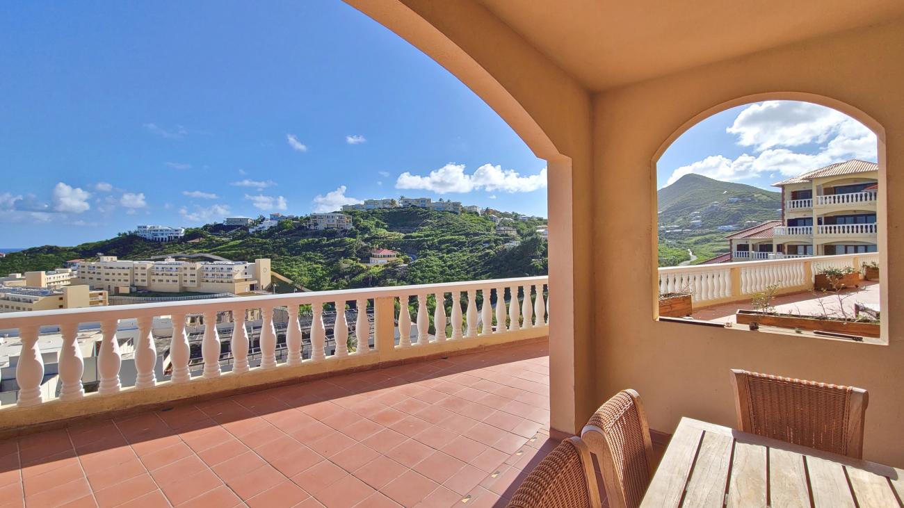Condo for sale in SXM, modern 2 bedrooms with amazing views in Princess Heights awarded hotel