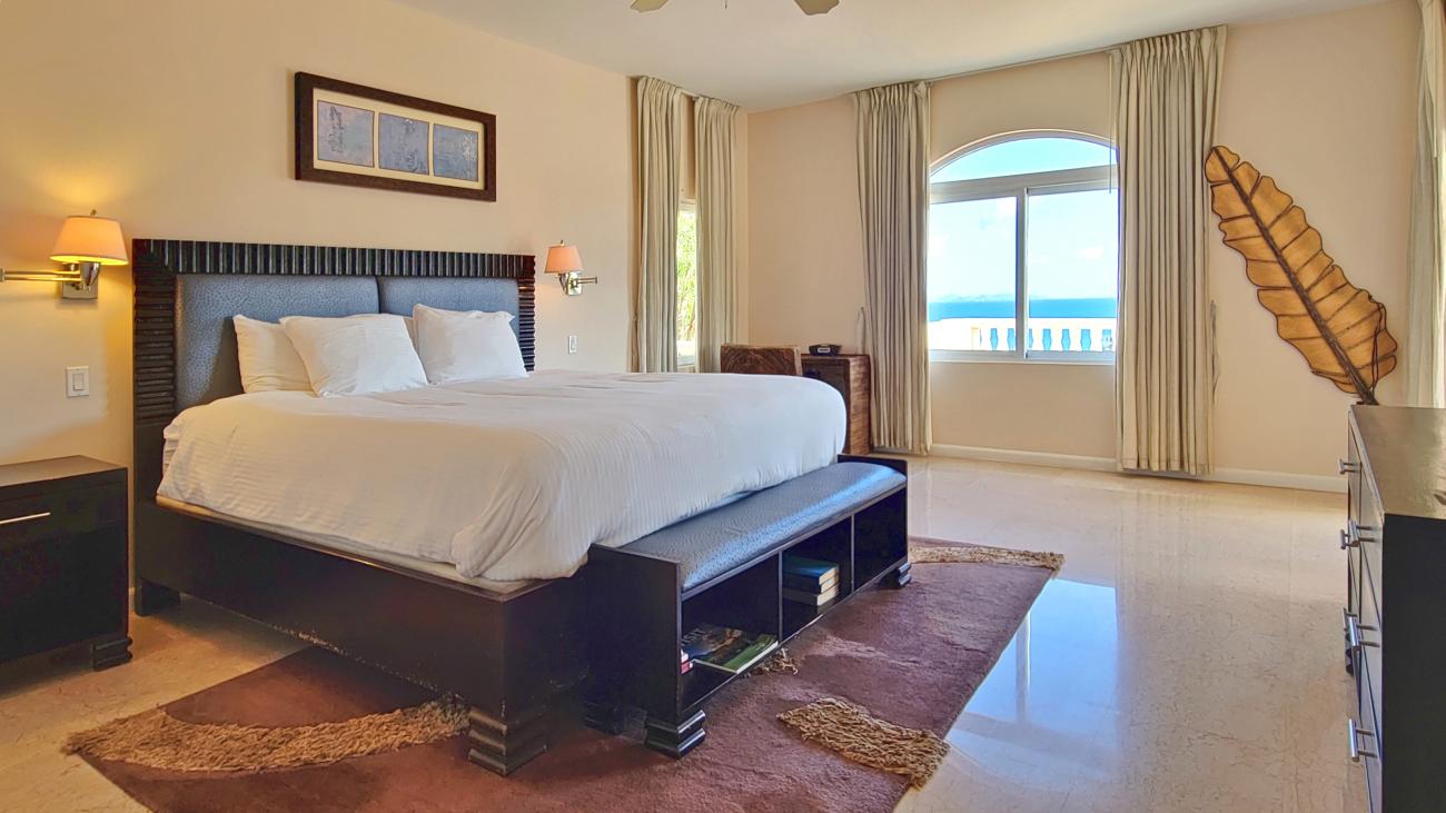 Condo for sale in SXM, modern 2 bedrooms with amazing views in Princess Heights awarded hotel