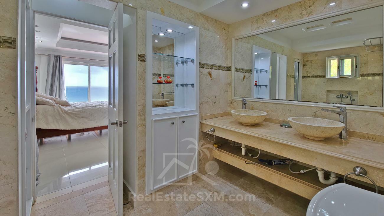 St Maarten property for sale: Stunning Villa Punta Blanca in Point Blanche, ocean views