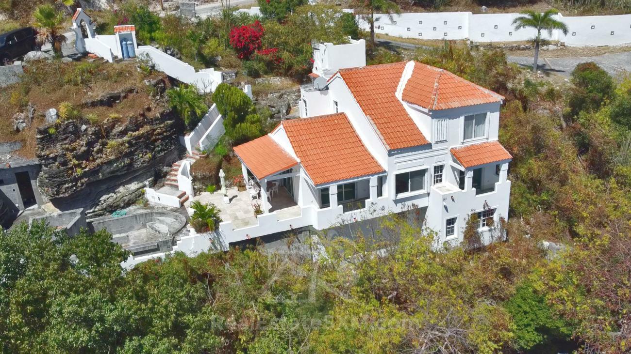 St Maarten property for sale: Stunning Villa Punta Blanca in Point Blanche, ocean views