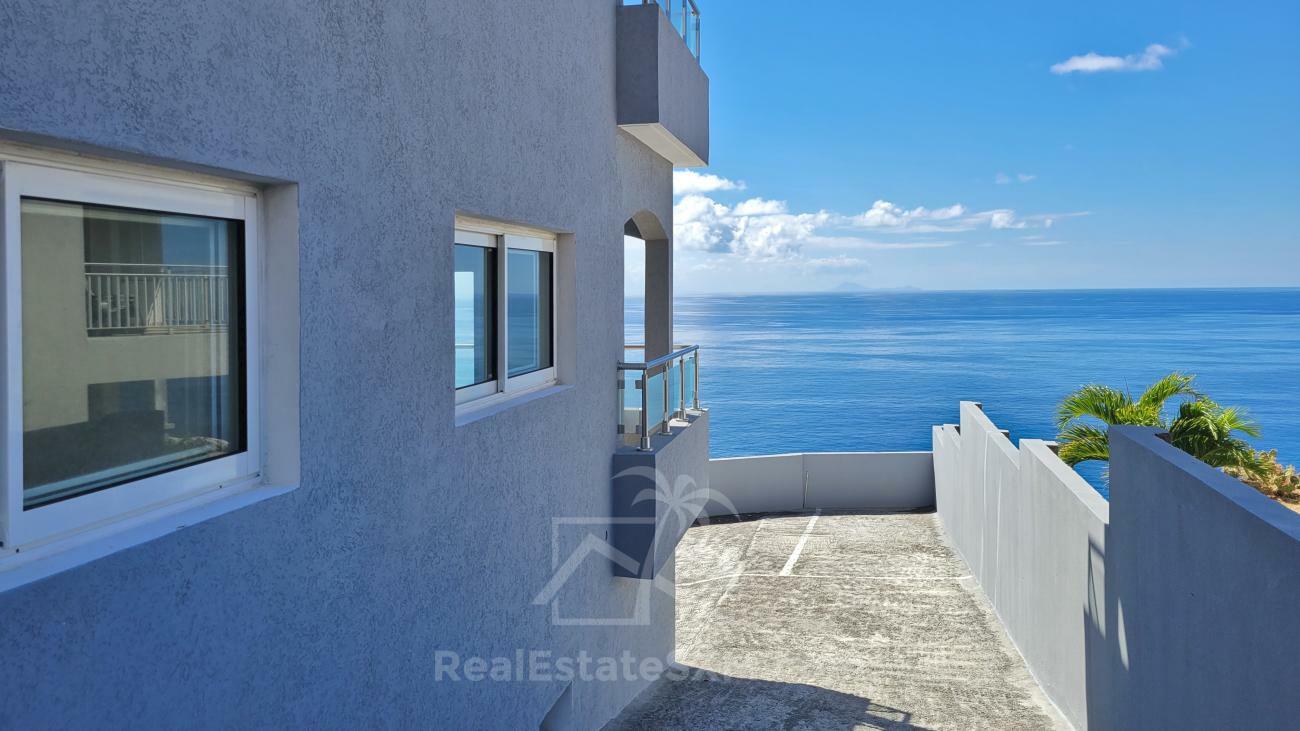 MEGA PRICE DROP! Last New Condo for sale in St Maarten, 1 bedroom, top of Monte Vista Point Blanche