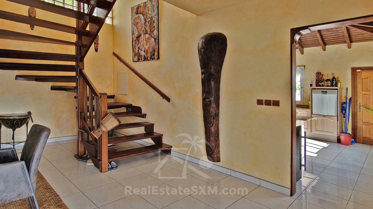 Stunning villa for sale in St Maarten, Belair. Caribbean sunsets. Ocean view. Gem and OPPORTUNITY!!!