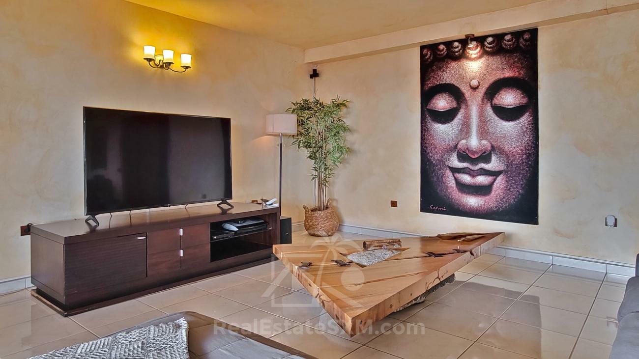 Stunning villa for sale in St Maarten, Belair. Caribbean sunsets. Ocean view. Gem and OPPORTUNITY!!!