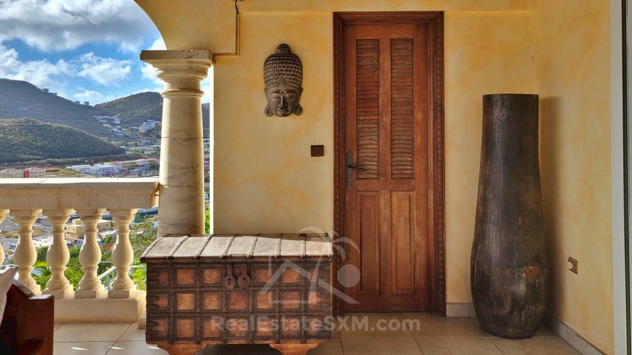 Stunning villa for sale in St Maarten, Belair. Caribbean sunsets. Ocean view. Gem and OPPORTUNITY!!!