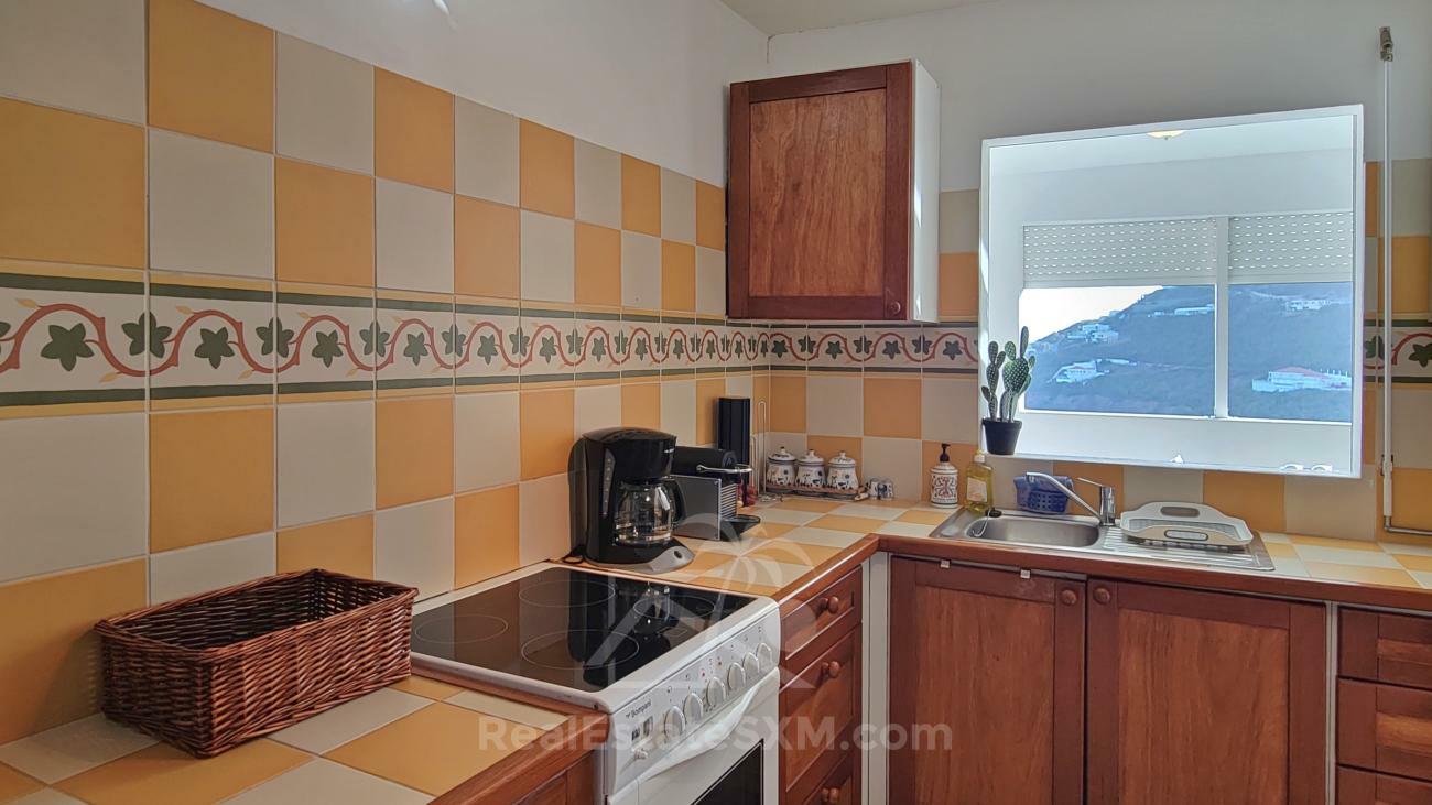 Stunning villa for sale in St Maarten, Belair. Caribbean sunsets. Ocean view. Gem and OPPORTUNITY!!!