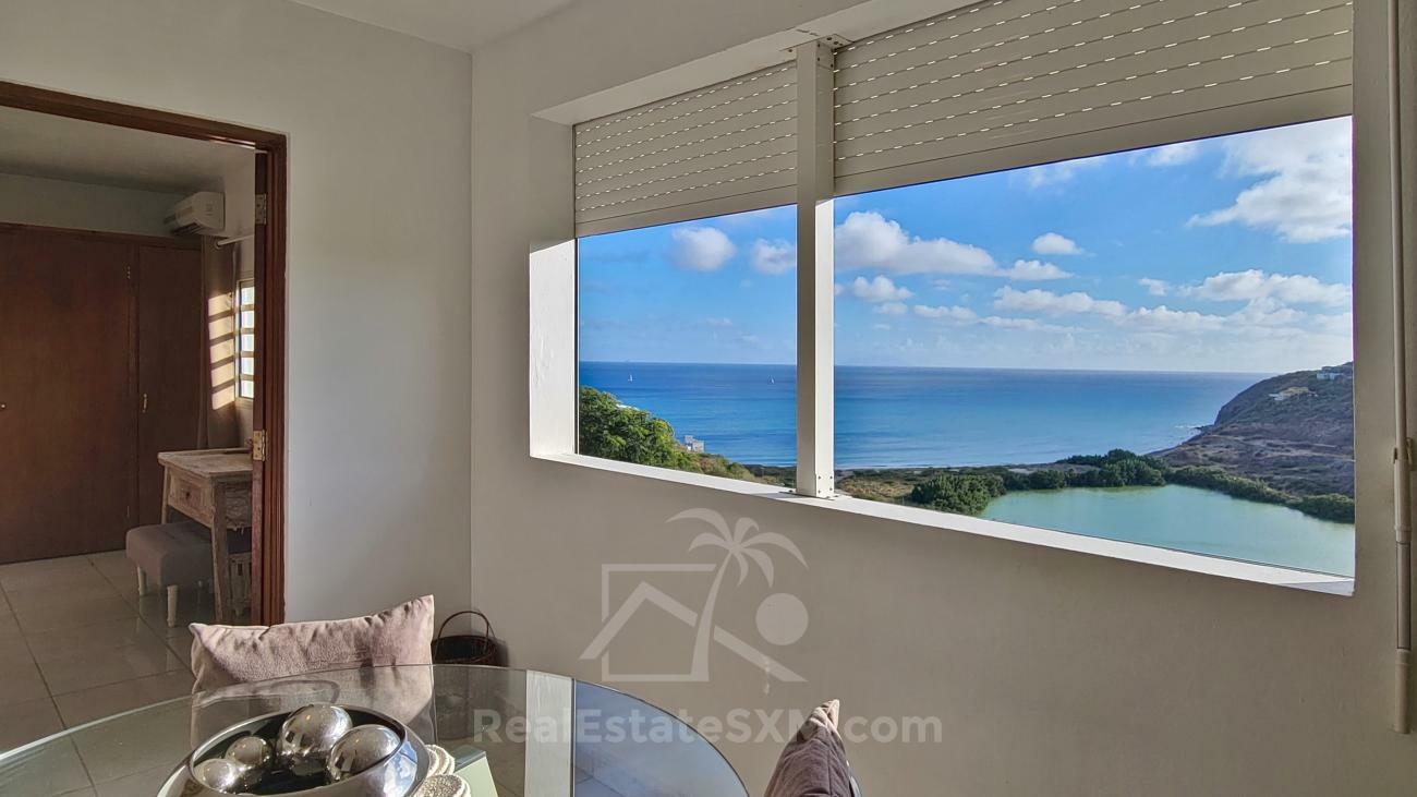 Stunning villa for sale in St Maarten, Belair. Caribbean sunsets. Ocean view. Gem and OPPORTUNITY!!!