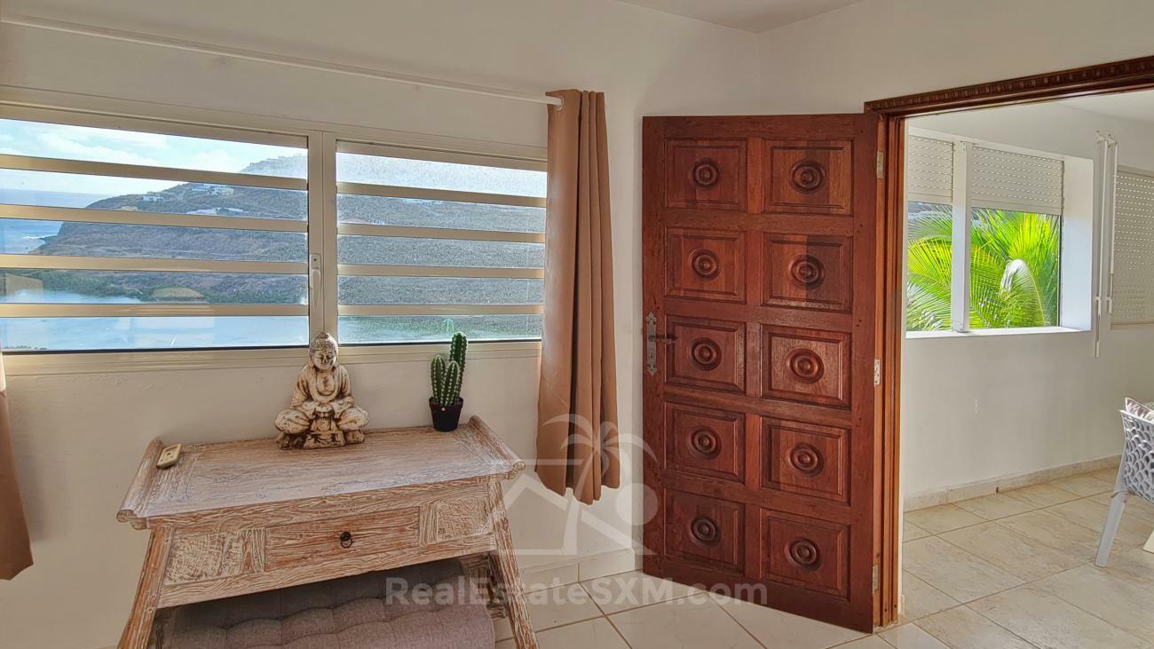 Stunning villa for sale in St Maarten, Belair. Caribbean sunsets. Ocean view. Gem and OPPORTUNITY!!!