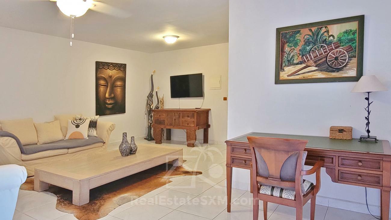 Stunning villa for sale in St Maarten, Belair. Caribbean sunsets. Ocean view. Gem and OPPORTUNITY!!!