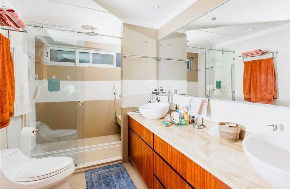 Luxury home for sale St Maarten in prestigious Simpson Bay Yacht Club. Tennis court. 24/7 security