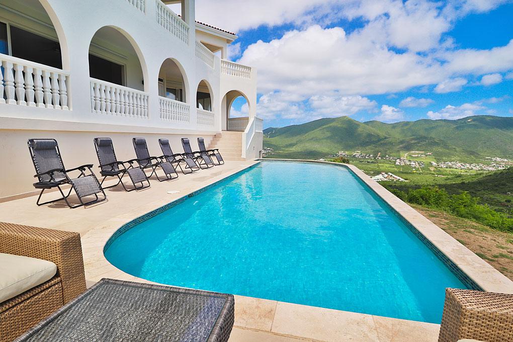 St Maarten luxury home for sale: Villa Shanti in Rice Hill Gardens. Gated. Secluded. Ocean views