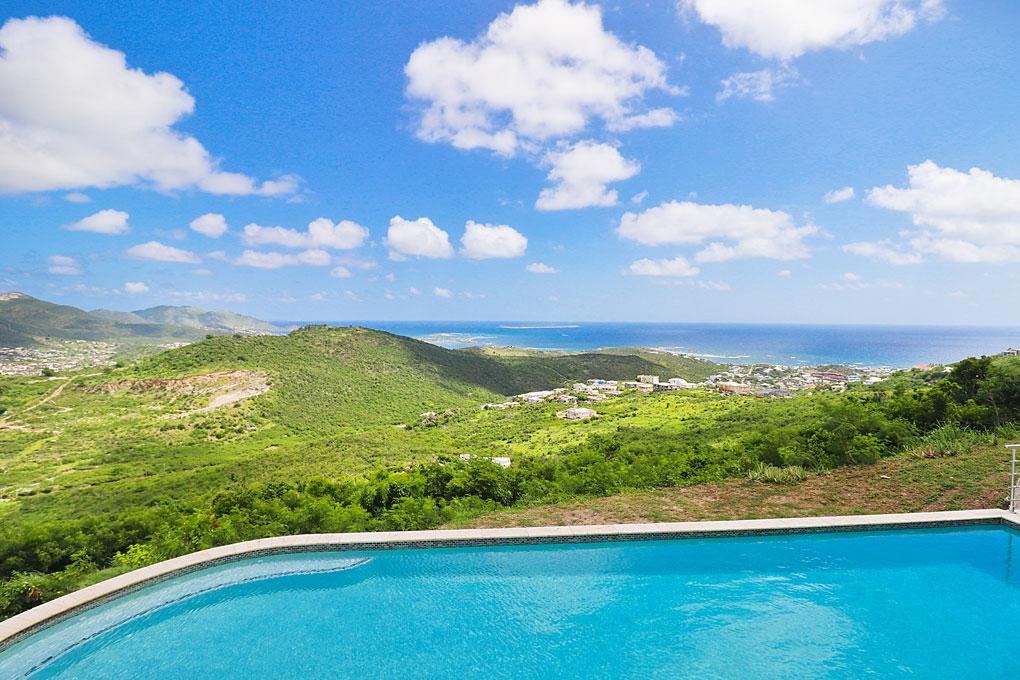 St Maarten luxury home for sale: Villa Shanti in Rice Hill Gardens. Gated. Secluded. Ocean views