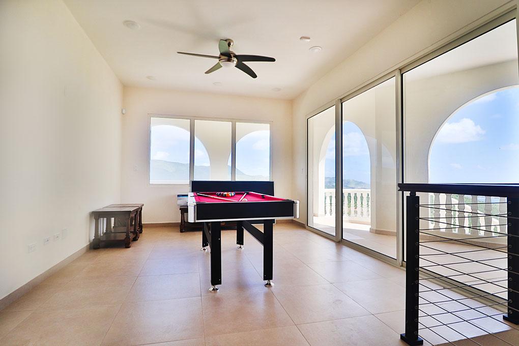 St Maarten luxury home for sale: Villa Shanti in Rice Hill Gardens. Gated. Secluded. Ocean views