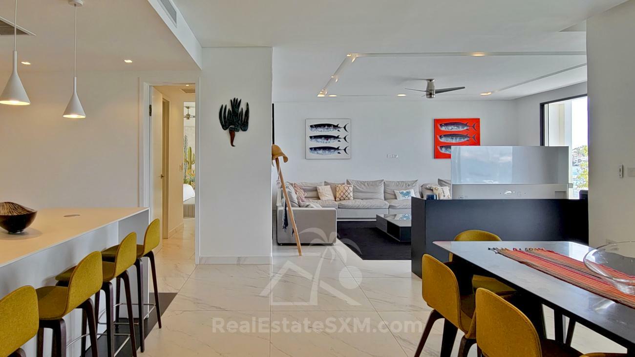 Luxury 3 bedrooms condo for sale in St Maarten Las Brisas. Waterfront. Swimming pool. Gym. Boat slip