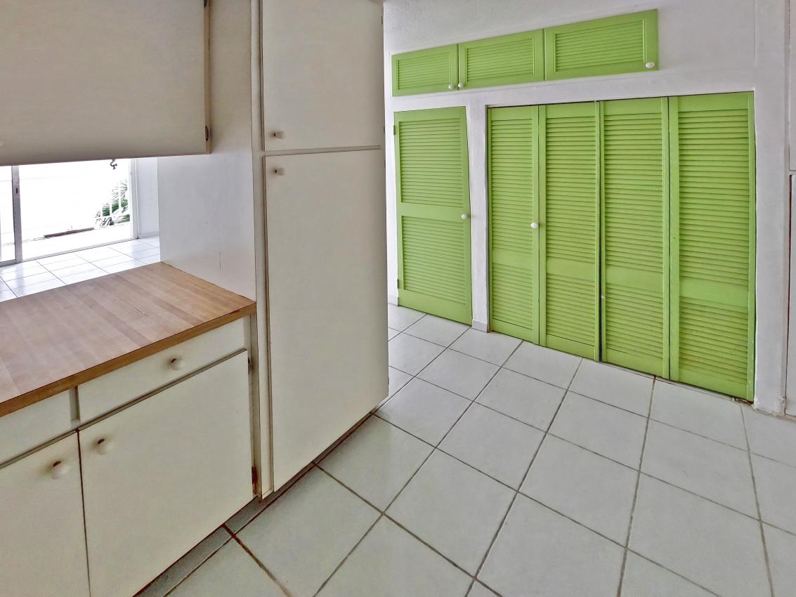 St Martin 2 Studio Condos together for sale in Marigot Yacht Club. Caribbean Sea view. French side