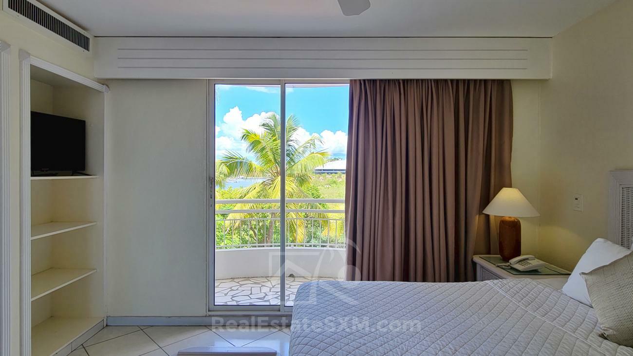 St Maarten condo for sale in Sapphire Hotel, Cupecoy. Caribbean Sea View. Many amenities (131)