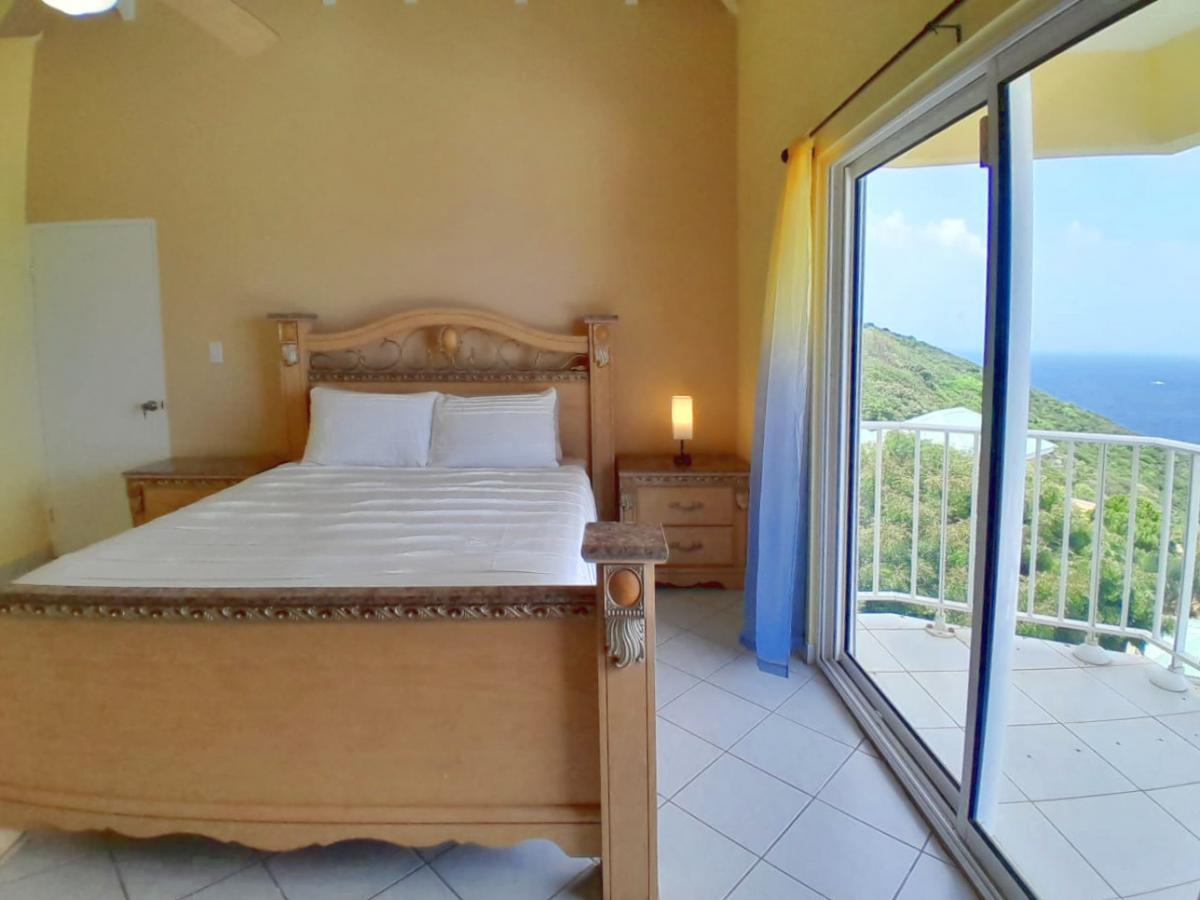 Big 3BR apartment for rent in St Maarten Point Blanche. Ocean View Sunrise Breeze Peaceful NEW PRICE